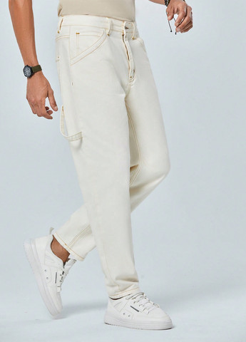 Молочные демисезонные зауженные джинсы SHEIN
