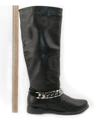 Осенние сапоги Mila с цепочками