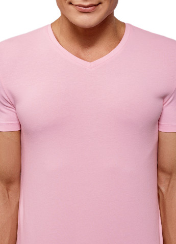 Світло-рожева футболка Oodji