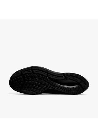 Черные демисезонные кроссовки Nike