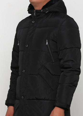Чорна зимня куртка Sorbino