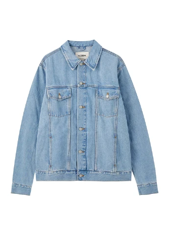 Блакитна демісезонна куртка Pull & Bear