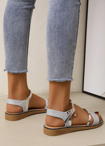 Серебряные босоножки SHEIN с ремешком