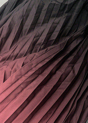 Чорний демісезонний комплект (светр, спідниця) SHEIN