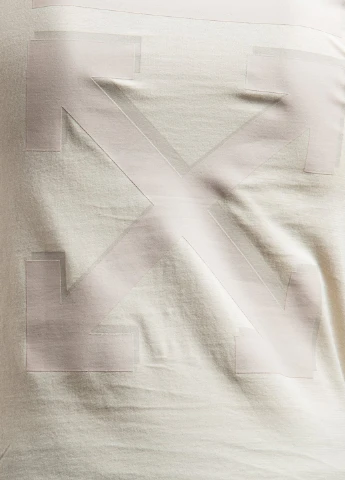 Бежевая черная футболка с принтом на спине Off-White