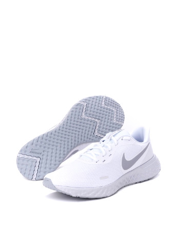 Білі всесезон кросівки Nike Revolution 5