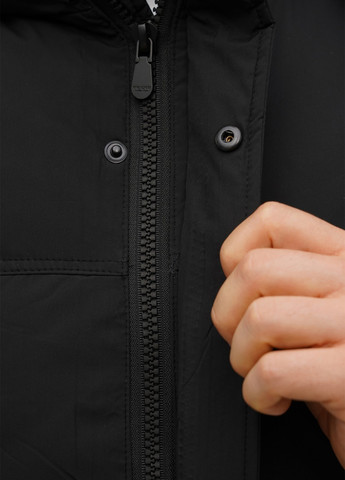 Черная зимняя куртка Trend Collection