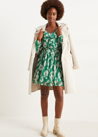 Зеленое кэжуал платье клеш C&A с абстрактным узором