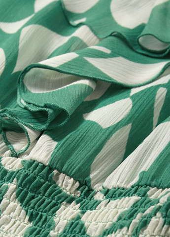 Зеленое кэжуал платье клеш C&A с абстрактным узором