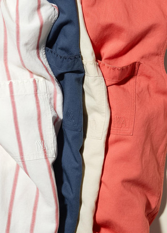 Молочна блуза Uniqlo