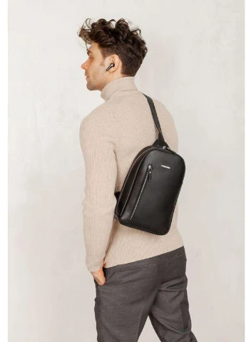 Кожаный мужской рюкзак (сумка-слинг) на одно плечо Chest Bag черный BlankNote (253147221)