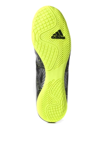 Черные всесезонные кроссовки adidas