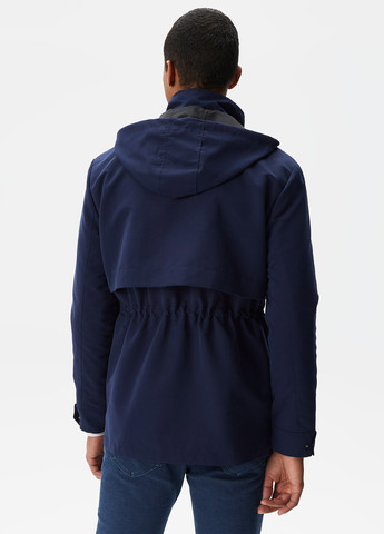 Темно-синя демісезонна куртка Lacoste