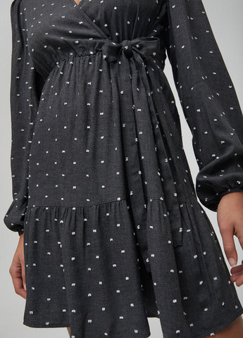 Темно-сіра кежуал сукня на запах Pull & Bear однотонна