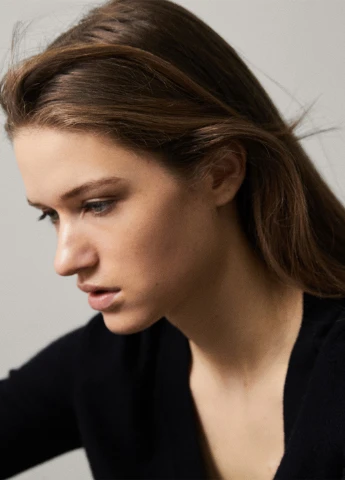 Чорний демісезонний пуловер пуловер Massimo Dutti