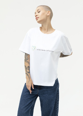 Белая летняя футболка Kari Shop Atelier