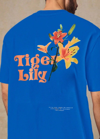 Синяя футболка SHEIN