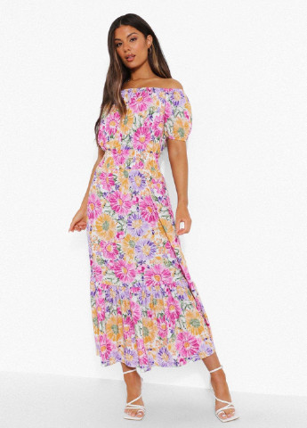 Розовое кэжуал платье с открытыми плечами Boohoo с цветочным принтом