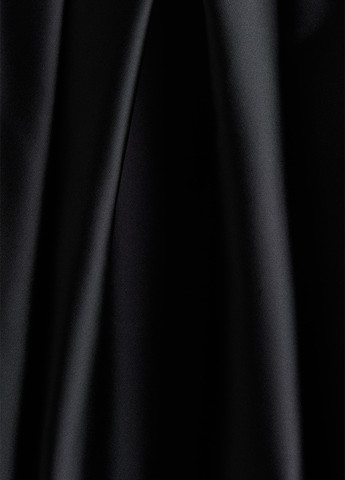 Черное кэжуал платье а-силуэт, баллон H&M однотонное