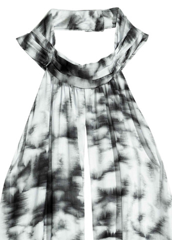 Светло-серое кэжуал платье в греческом стиле H&M с абстрактным узором