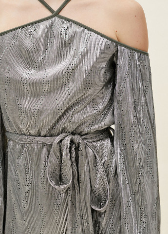 Срібна кежуал сукня з відкритими плечима KOTON однотонна