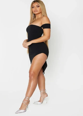 Чорна кежуал сукня PrettyLittleThing однотонна