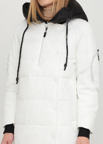 Белая зимняя куртка Sobello