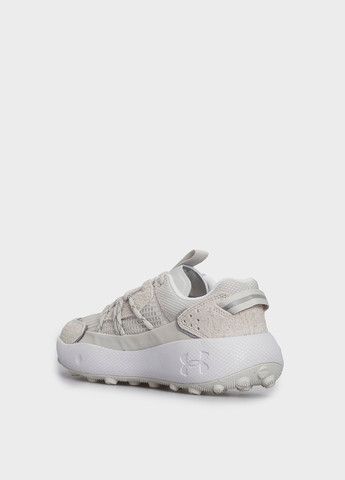 Кремові всесезонні кросівки Under Armour