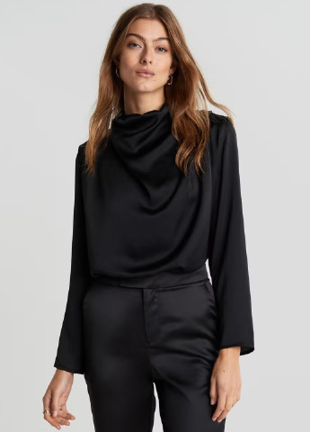 Черная демисезонная блуза Gina Tricot