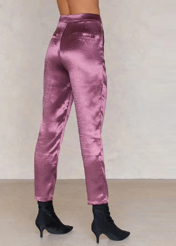 Фиолетовые кэжуал демисезонные укороченные, зауженные брюки NA-KD