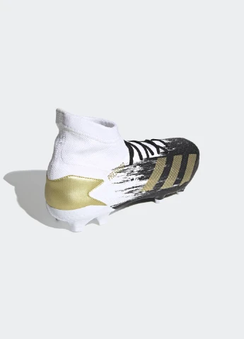 Черно-белые футбольные бутсы fw9196 adidas