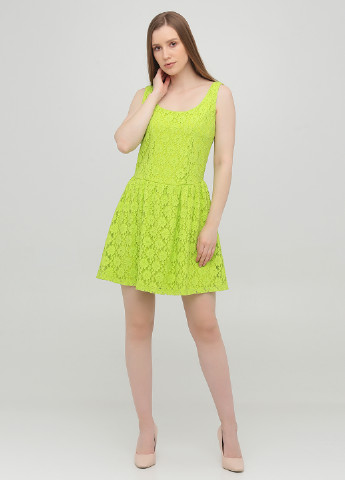 Кислотно-зеленое коктейльное платье клеш Guess однотонное