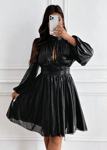 Чорна вечірня сукня кльош SHEIN однотонна