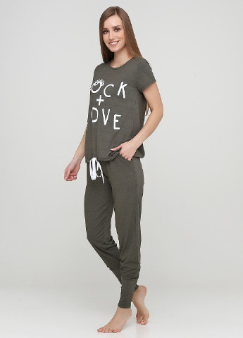 Оливковая (хаки) всесезон пижама (футболка, брюки) футболка + брюки Nicoletta