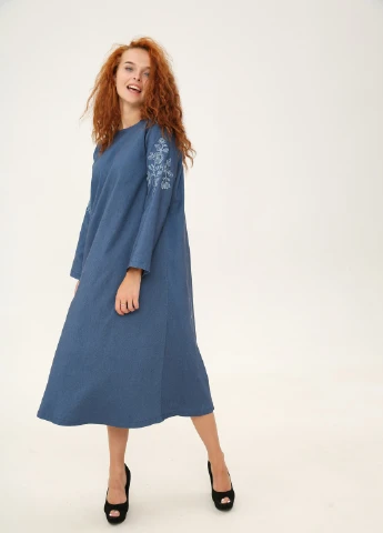 Синее кэжуал трапецевидное платье с вышивкой на рукавах INNOE однотонное