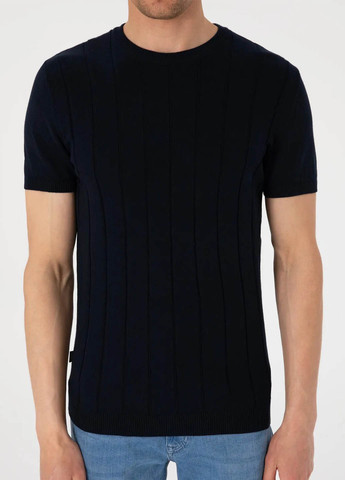 Темно-синя футболка Pierre Cardin
