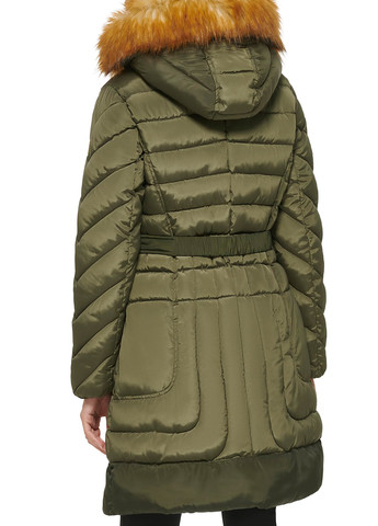 Зеленая зимняя куртка Guess