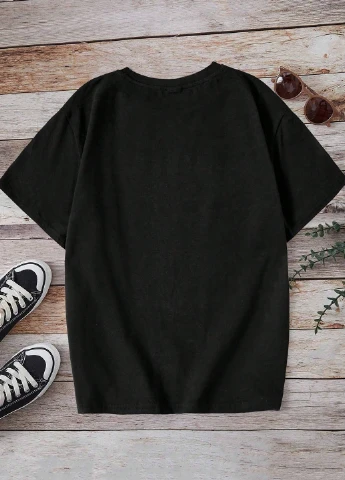 Черная летняя футболка SHEIN