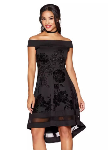 Черное вечернее платье с открытыми плечами Quiz однотонное