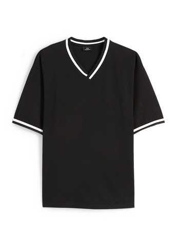 Черная футболка C&A