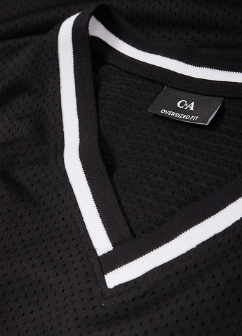 Черная футболка C&A