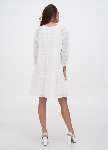 Белое кэжуал платье клеш Orsay однотонное