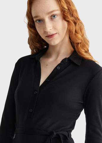 Чорна кежуал сукня футляр Calvin Klein однотонна