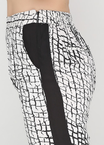 Черно-белые кэжуал летние зауженные брюки Vila