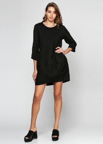 Черное кэжуал платье Wendy Trendy