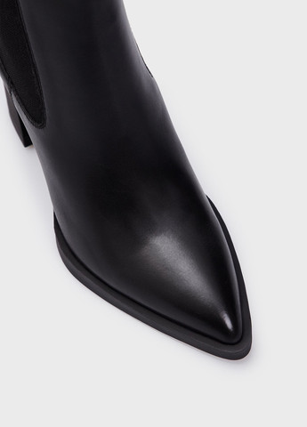 Чорні демісезонна ботильйони PRPY