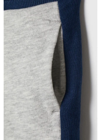Шорти H&M (251427528)
