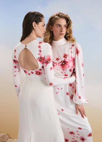 Белое кэжуал платье с открытой спиной Gepur с цветочным принтом