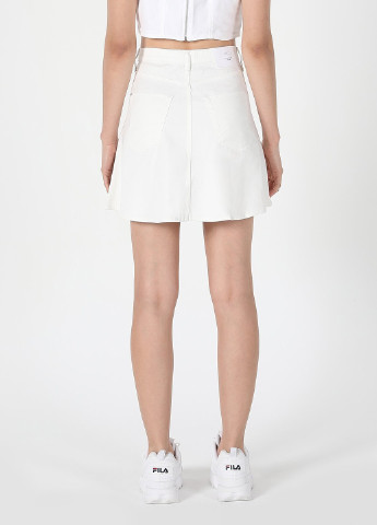 Белая джинсовая однотонная юбка Colin's а-силуэта (трапеция)