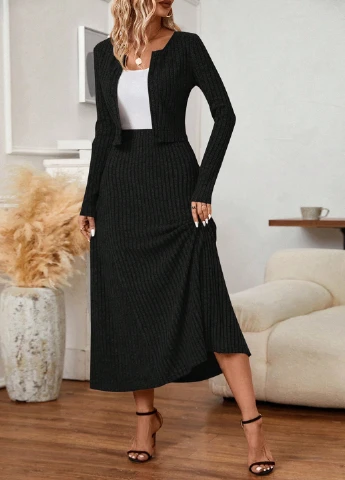 Костюм (кофта, спідниця) SHEIN (340672907)